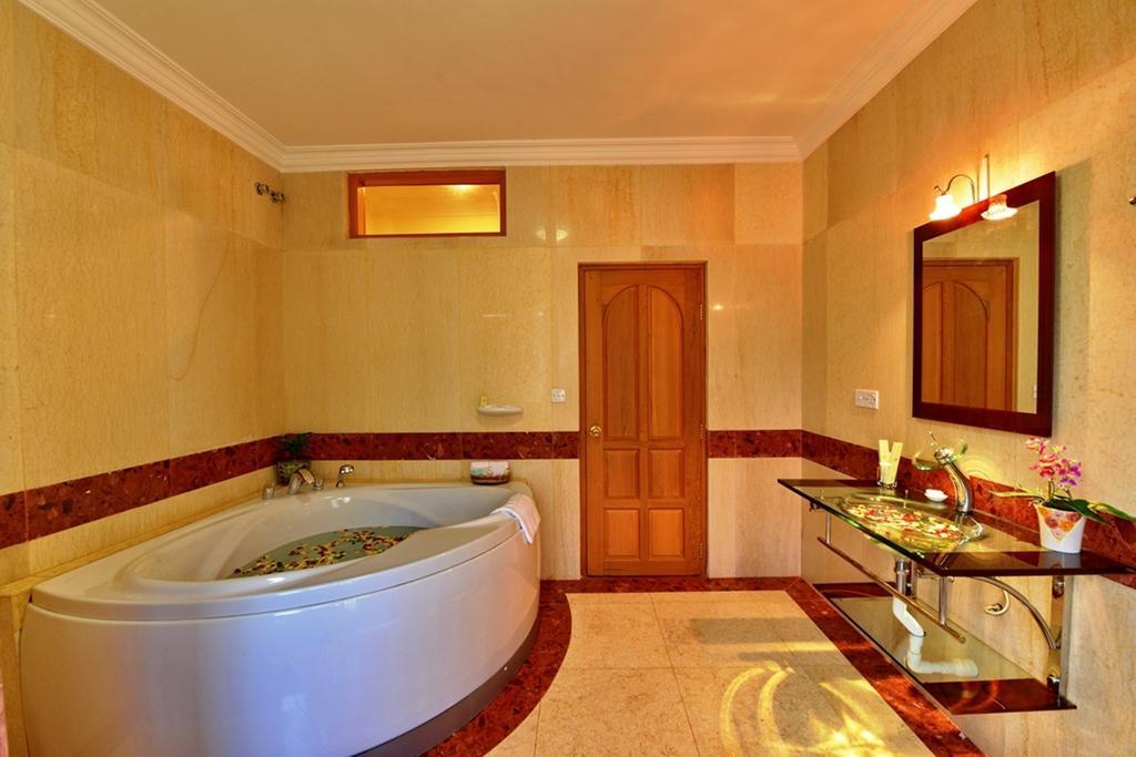 Win Unity Hotel Pyin Oo Lwin Quarto foto